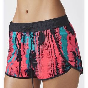 Fabletics Womens Pink w/Black‎ Carrie Short II M